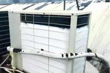 空氣能熱水器熱泵結(jié)霜是什么原因？